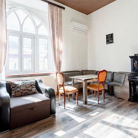 Central Location King Size Bed Tbilisi Exteriör bild