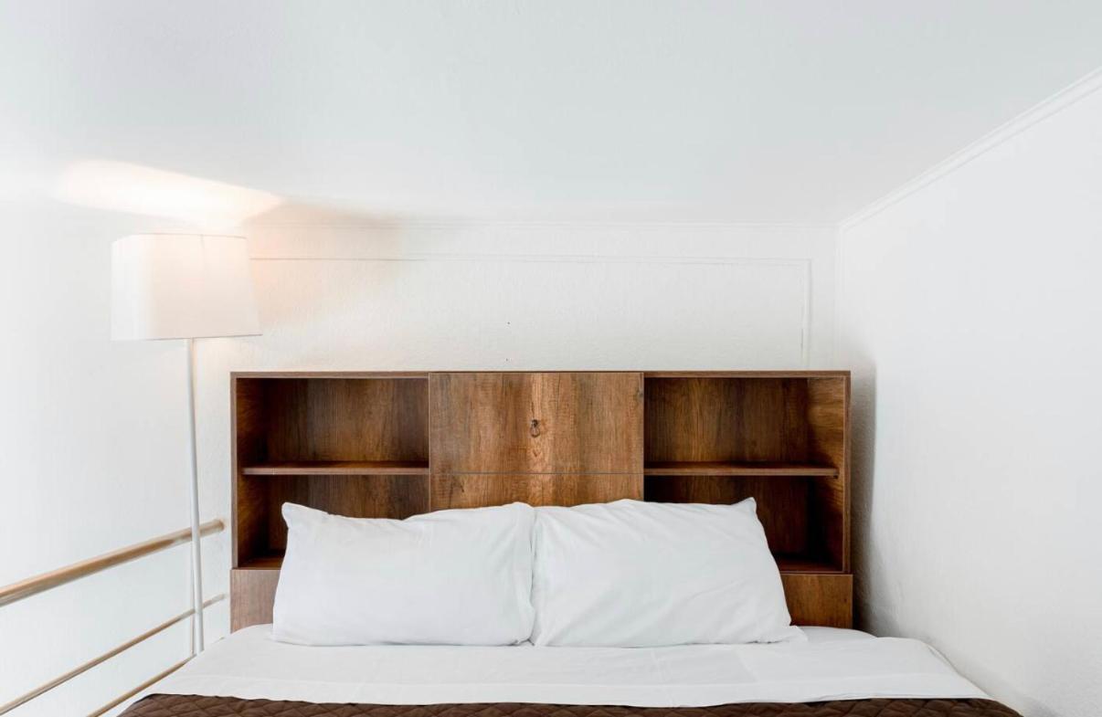 Central Location King Size Bed Tbilisi Exteriör bild