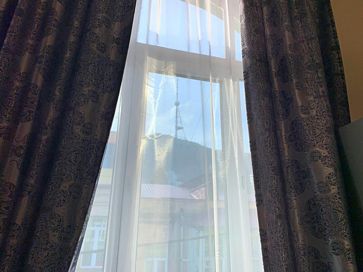 Central Location King Size Bed Tbilisi Exteriör bild